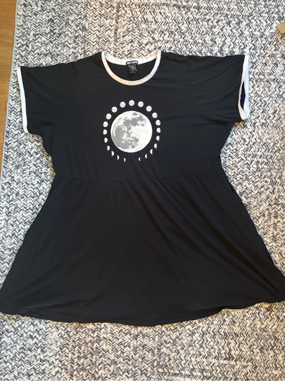 Hot Topic Black Moon Graphic Ringer Tee Shirt Dress Size 5XL Whimsigoth